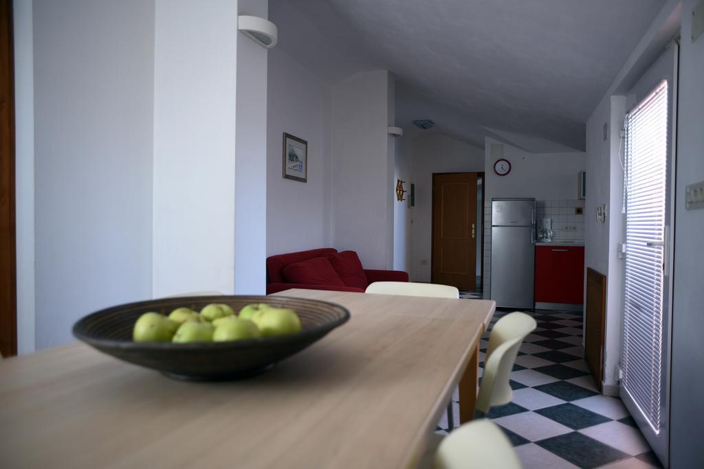 Apartments Ida Cres